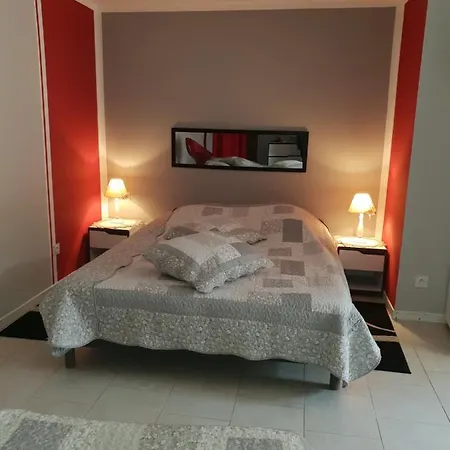 Appartamento Jolie Appartement, L'enclave Des Secrets LʼIsle-sur-la-Sorgue