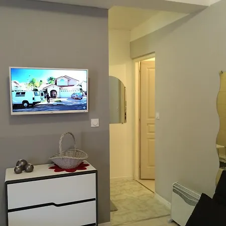 Jolie Appartement, L'enclave Des Secrets * LʼIsle-sur-la-Sorgue