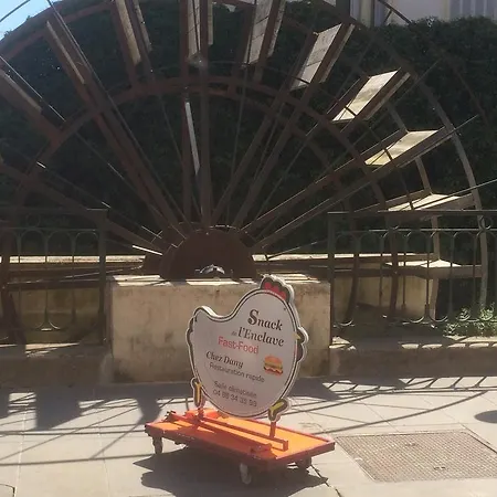 Appartamento Jolie Appartement, L'enclave Des Secrets LʼIsle-sur-la-Sorgue